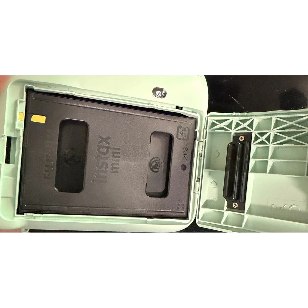Fujifilm Instax Mini 12 Instant Film Camera Mint Green 60mm‎ Lens Selfie Mirror
